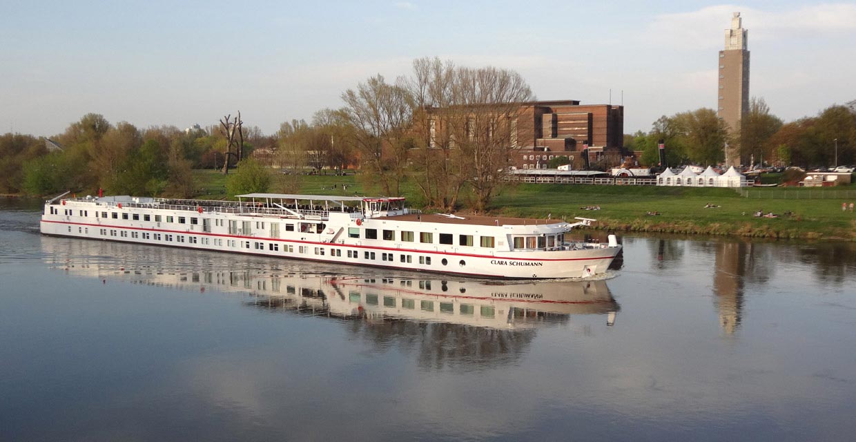Elbeschiff Clara Schumann