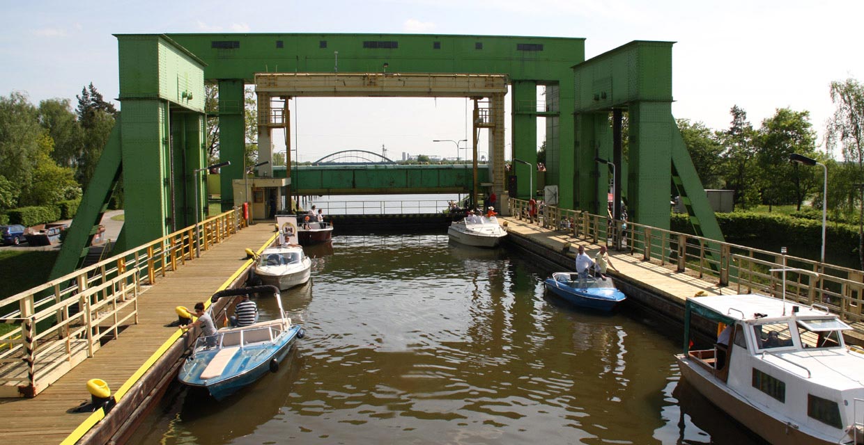 Schiffshebewerk Rothensee