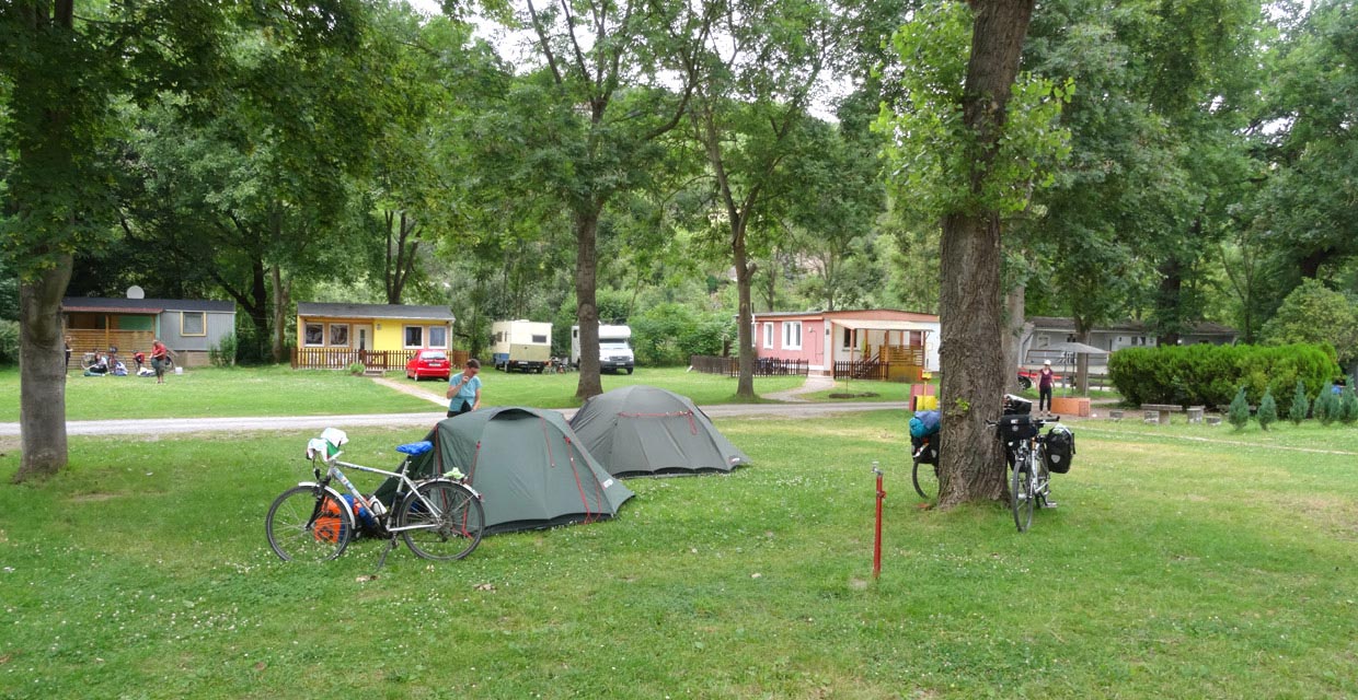 Camping an der Saale