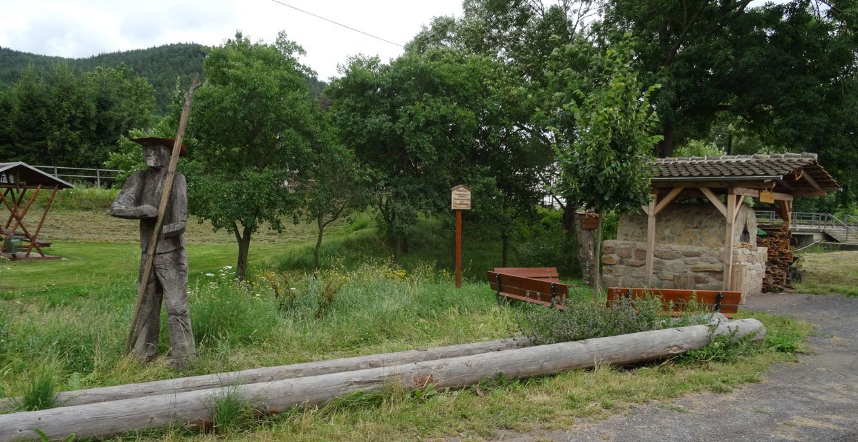 Uhlst&auml;dt Flo&szlig;platz