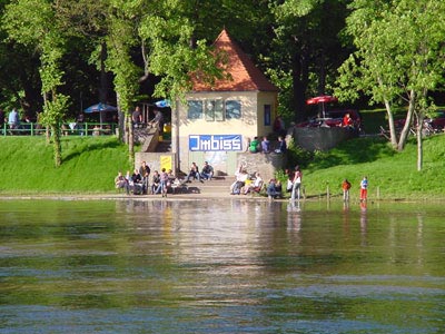 Imbiss am Saaleufer in Halle