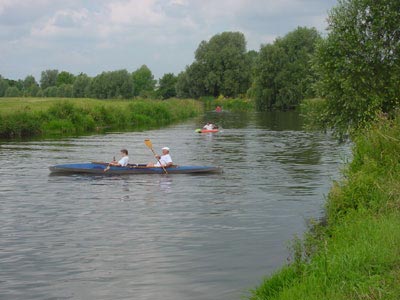 Paddler bei Sch&ouml;nfeld